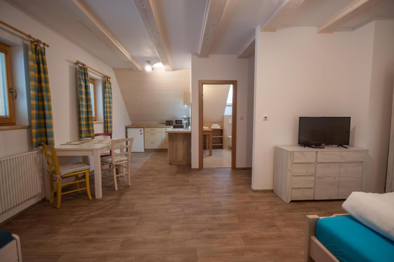 Roubenka Bila Apartment Luaran gambar